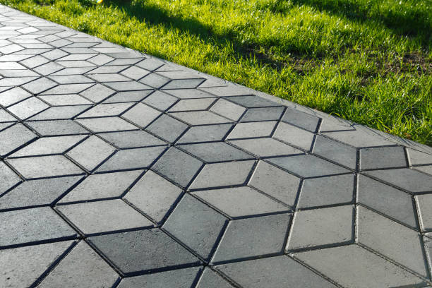 Best Professional Driveway Pavers  in St Francis, WI